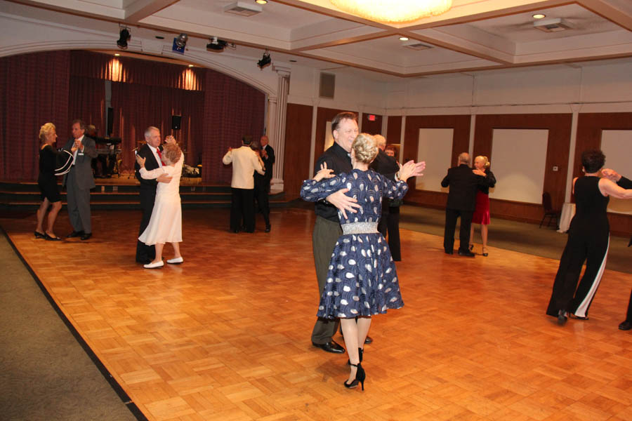 Toppers January 2019 dance at the Petroleum Club in Long Beach, Califonria