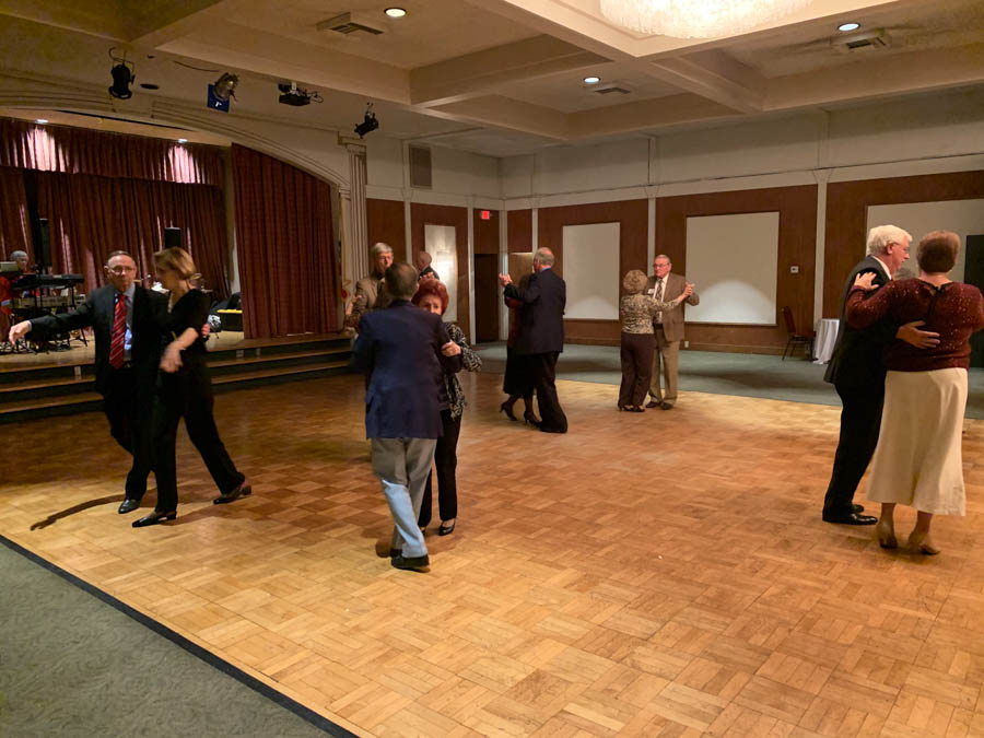 Toppers January 2019 dance at the Petroleum Club in Long Beach, Califonria