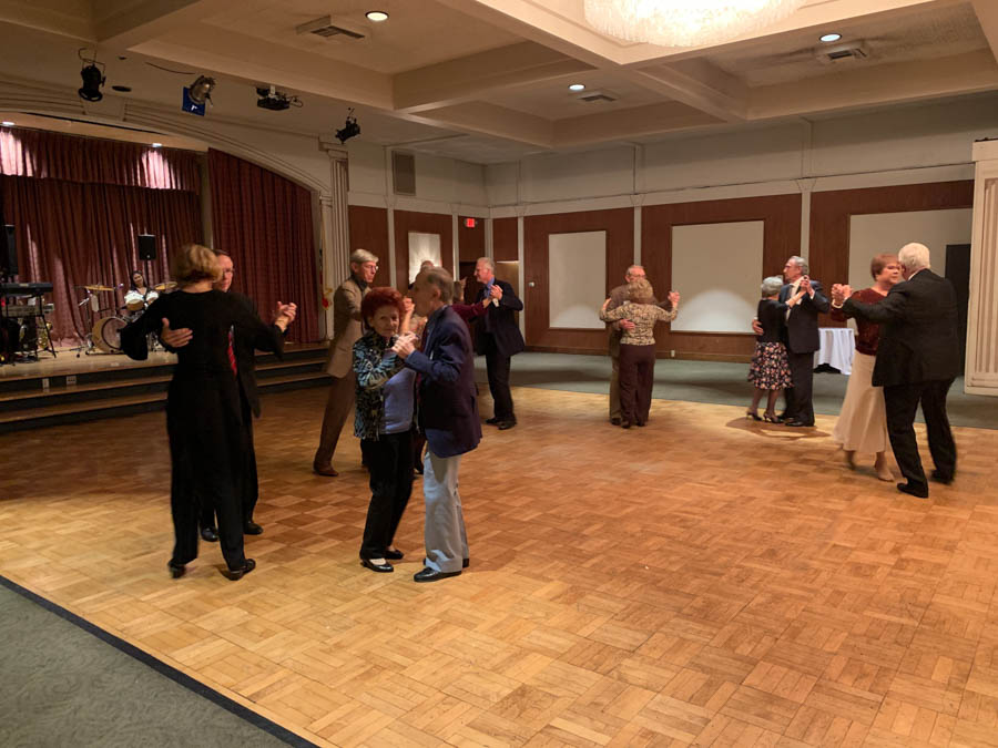 Toppers January 2019 dance at the Petroleum Club in Long Beach, Califonria