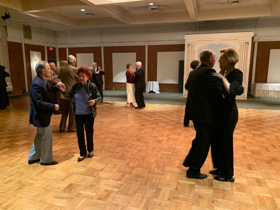 Toppers January 2019 dance at the Petroleum Club in Long Beach, Califonria