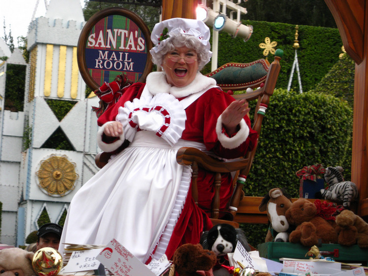 Christmas Eve at Disneyland 2008