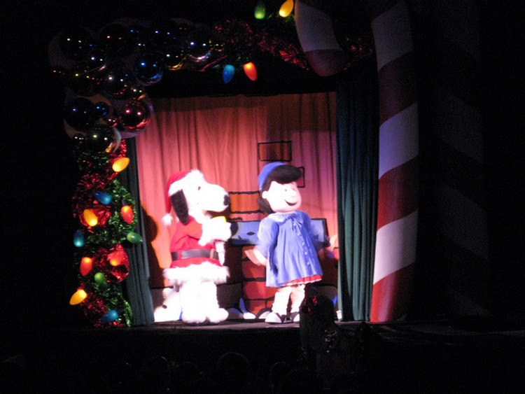 Christmas visit to Knotts  2008