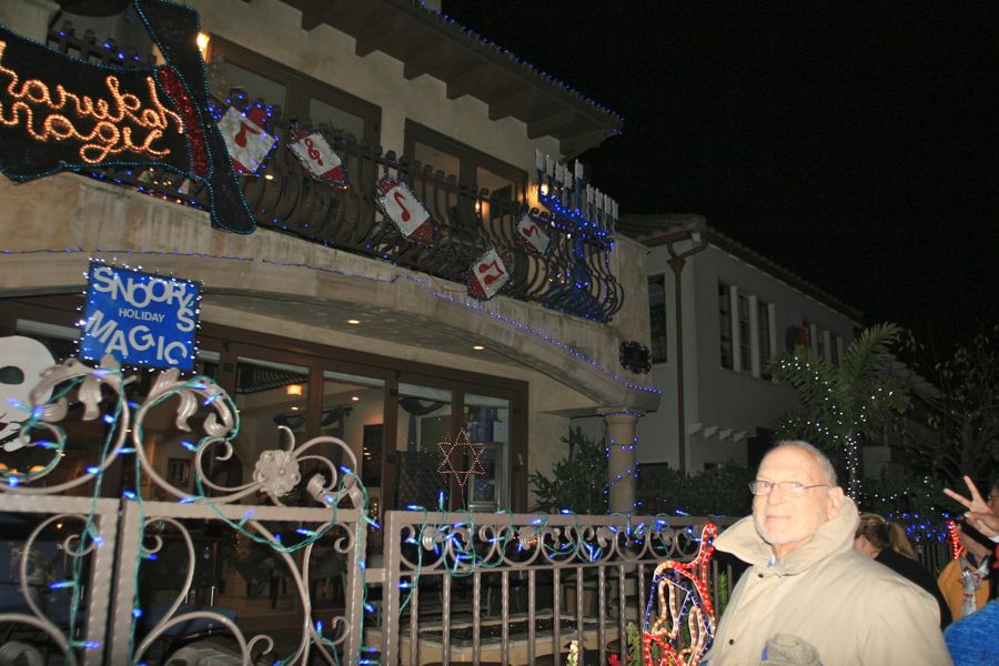 Christmas 2011 walk through Naples, California