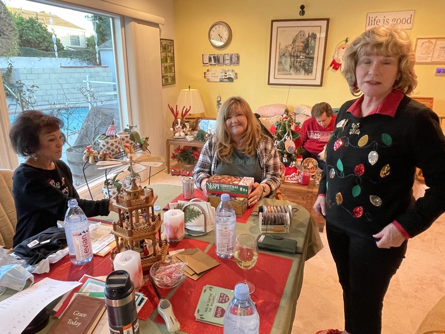 Christmas Day at the Liles' Homestead with Family and Friends!
