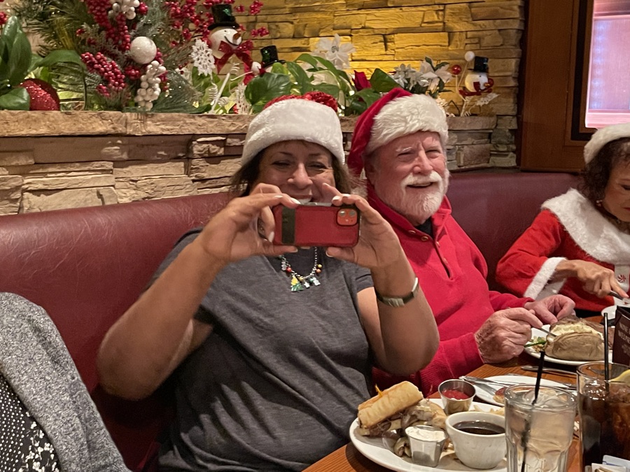2023-11-19 Alley Cats And Dinner At Ceder Creek