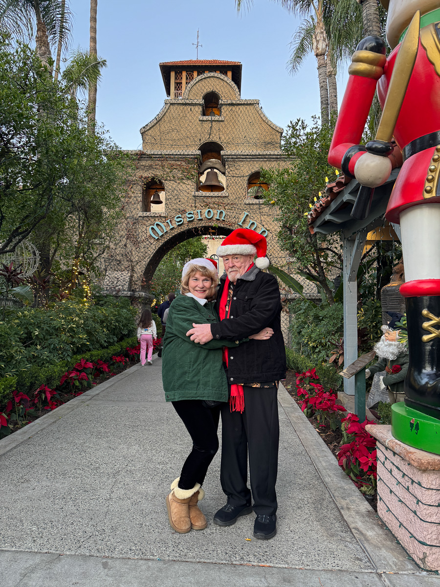 2025-12-28 Riverside Mission Inn Dinner With The Dudas