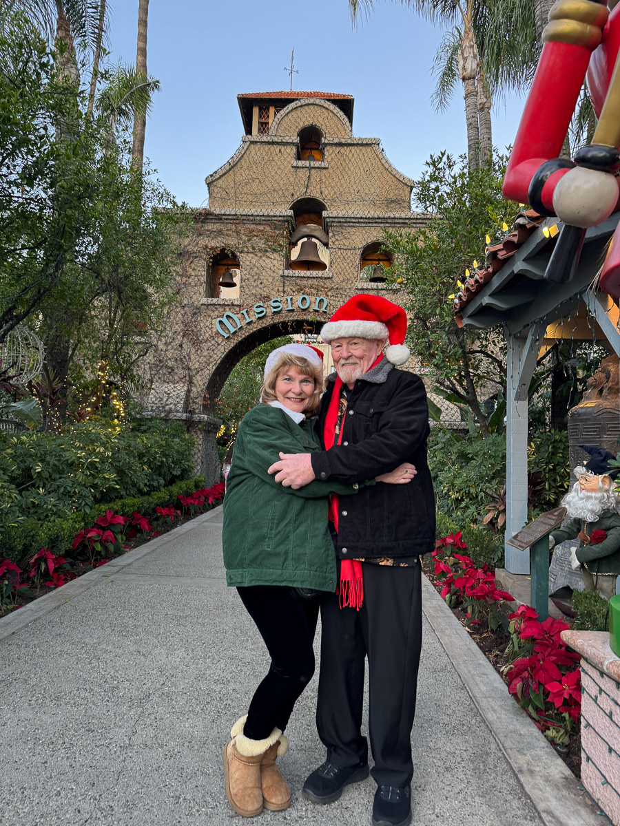 2025-12-28 Riverside Mission Inn Dinner With The Dudas