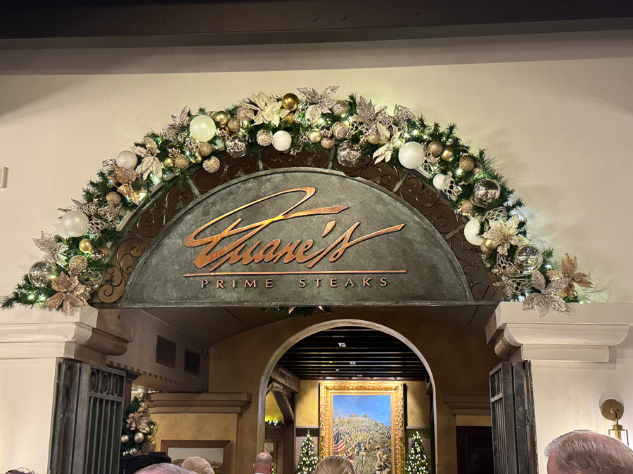 2025-12-28 Riverside Mission Inn Dinner With The Dudas