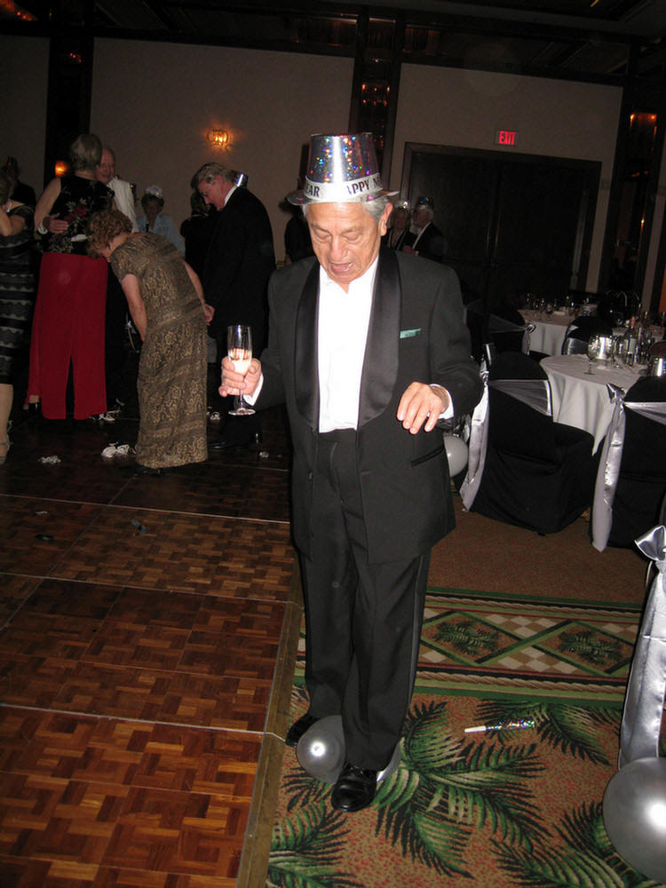 New Years Eve 2009 Dancing At The Marriott