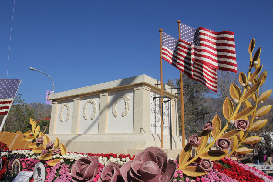 Rose Parade Floats New Years 2015 and lunch at Santorini