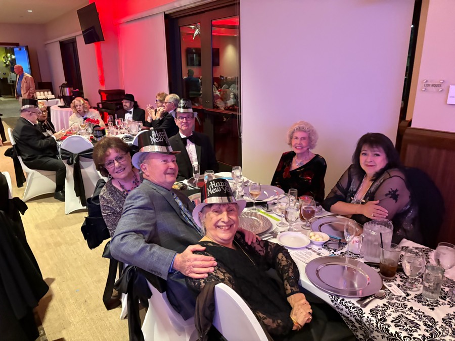 2024-112-31 New Years Eve 2025 At The Santa Ana Elks