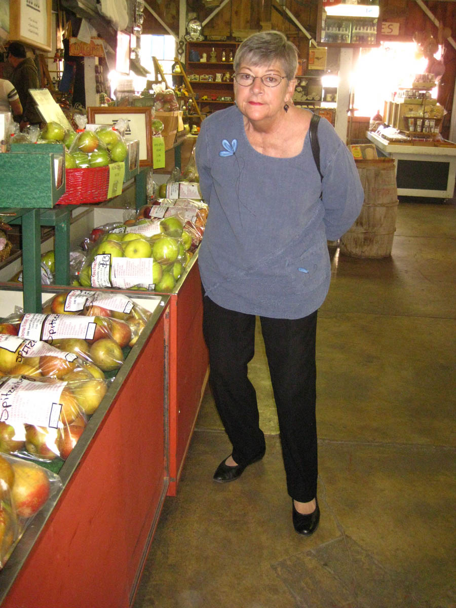 Apple picking in Oak Glen California October 2014