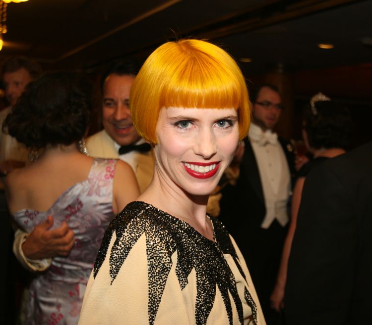 Anteroom antics during the Art Deco Ball 2010