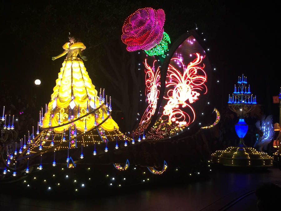 Disneyland of its 60th anniversary 7/17/2015