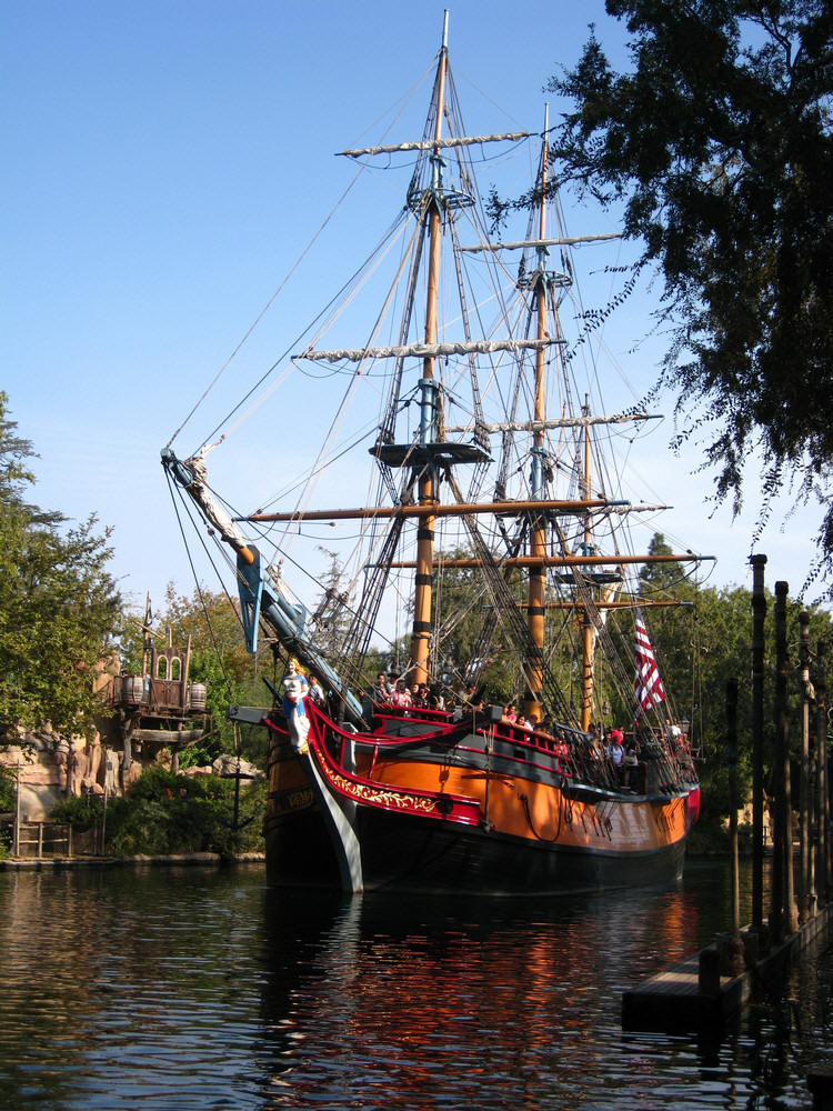 Theio's first visit to Disneyland