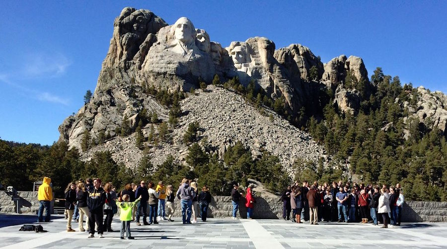 Kathy goes to Mount Rushmore