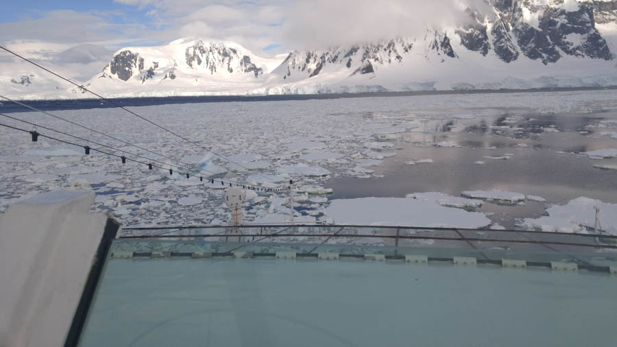 Lemaine Channel and Port Lockroy 12/13/2016