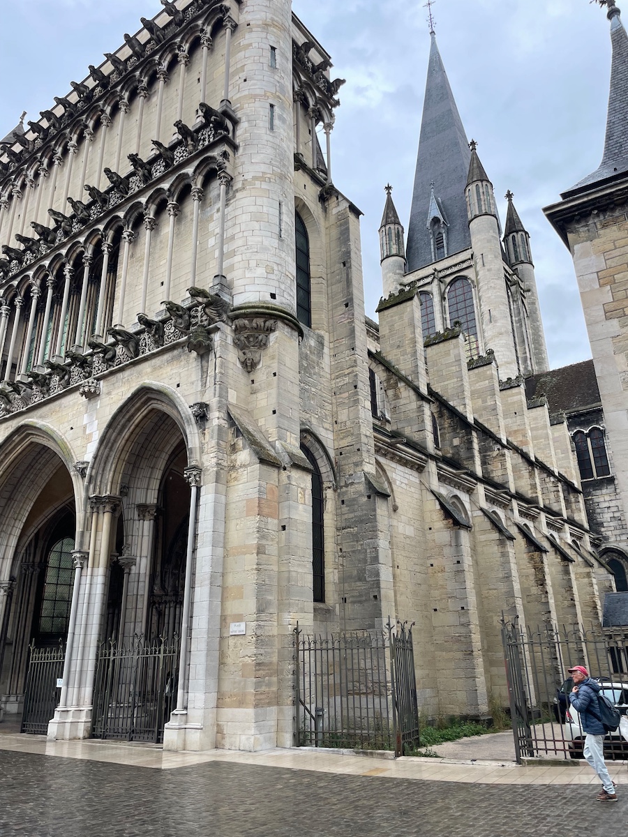 2025-08 Bob & Donna Go To Europe