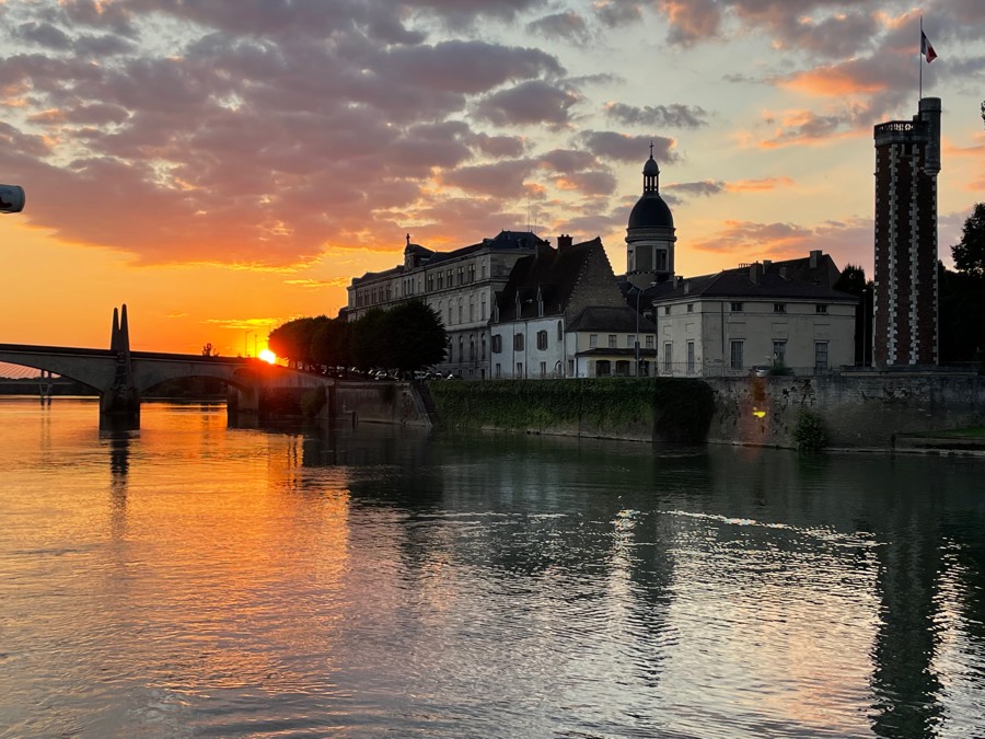 2025-08 Bob & Donna Go To Europe