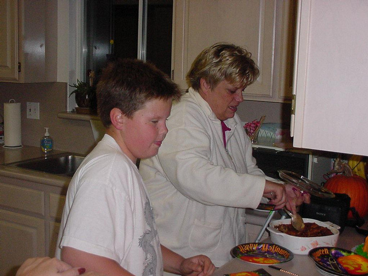 Halloween 2001 Pumpkin Carving