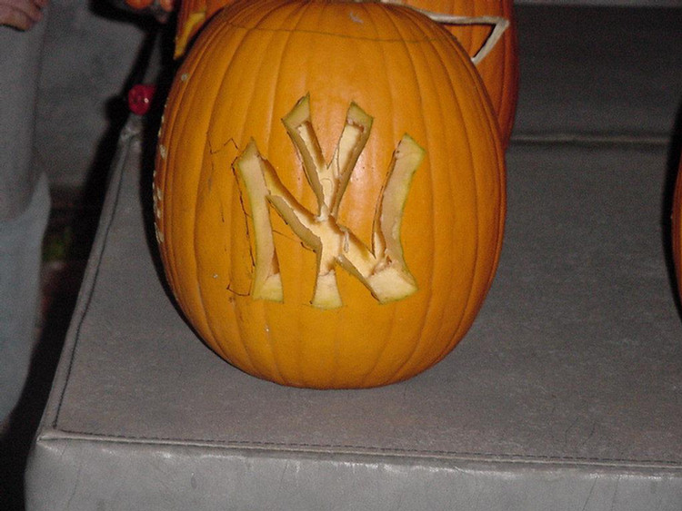 Halloween 2001 Pumpkin Carving