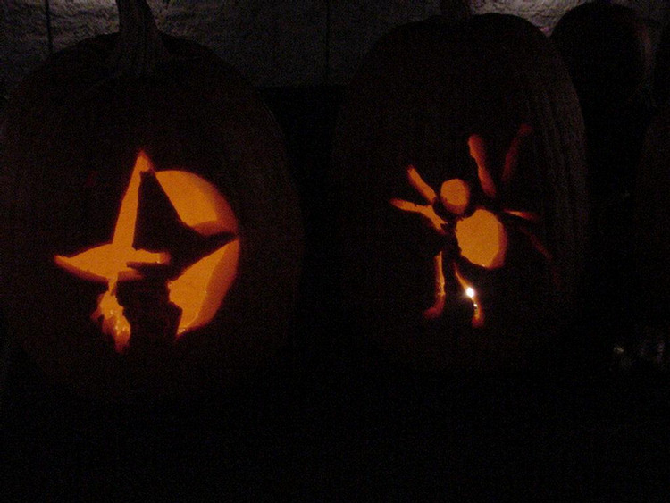 Halloween 2001 Pumpkin Carving