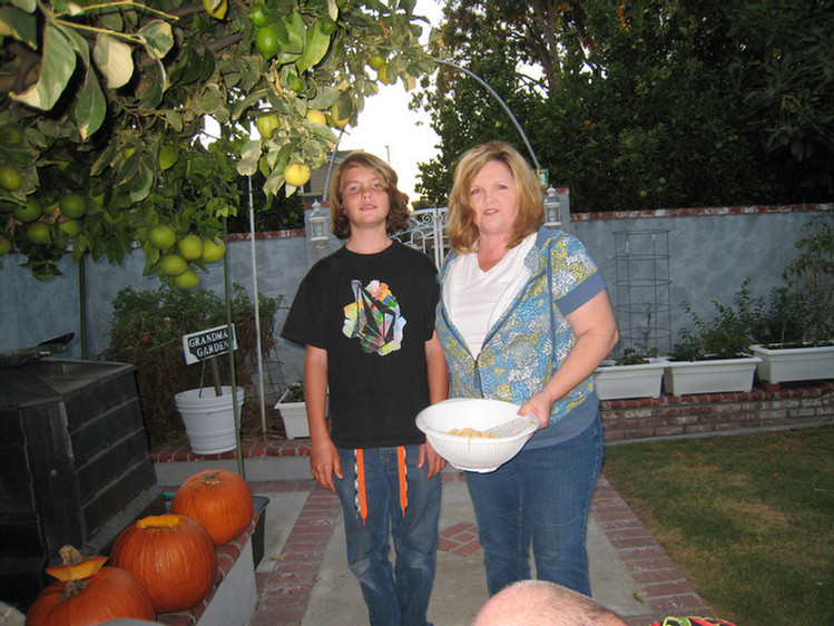 Pumpkin carving 2008