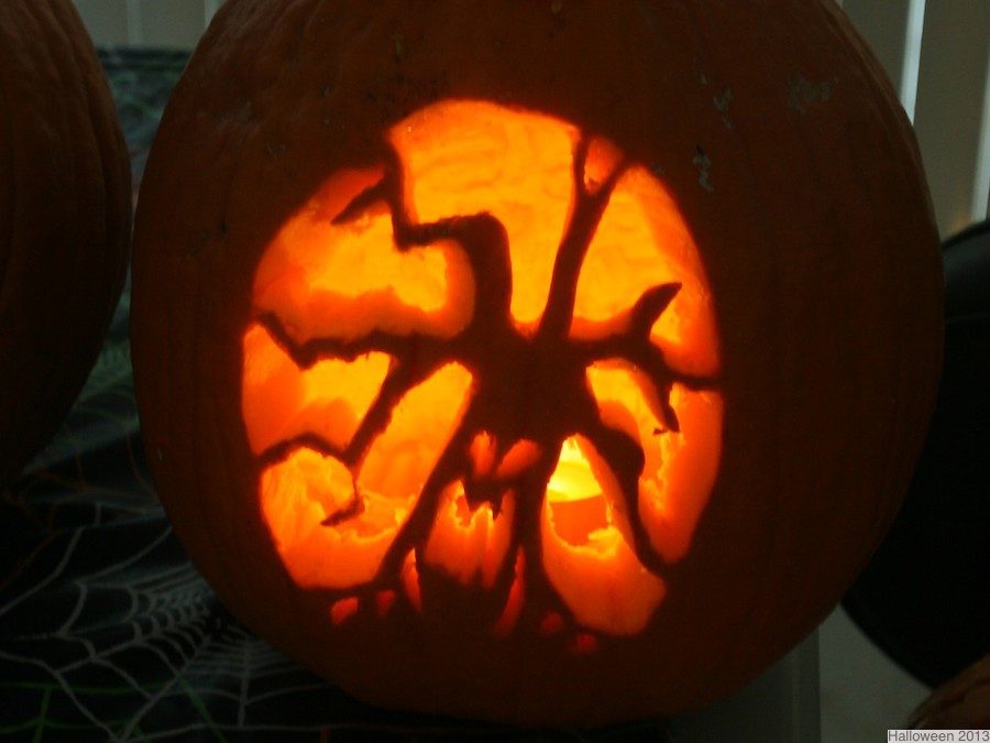 Pumpkin carving slideshow