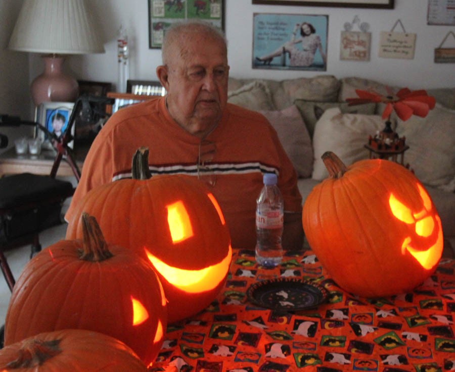 Pumpkin carving 10/25/2015