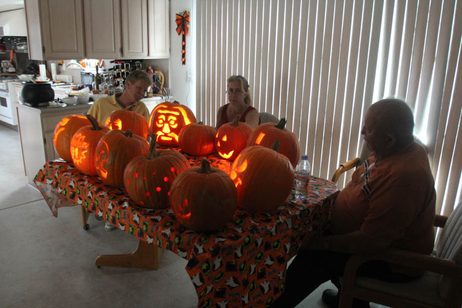 Pumpkin carving 10/25/2015