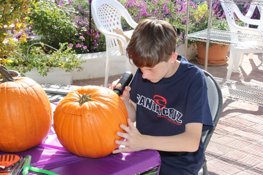 Pumpkin carving 2021 at Casa Valencia