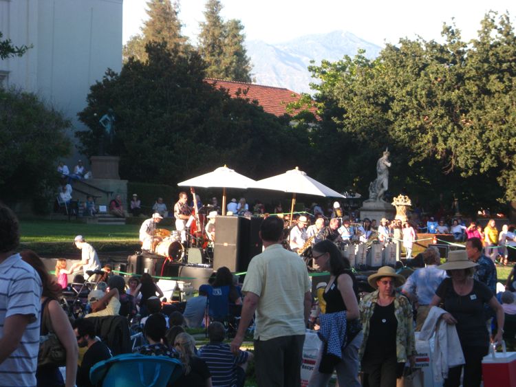 Huntington Library Members Sunday Afternoon