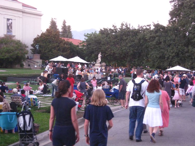 Huntington Library Members Sunday Afternoon