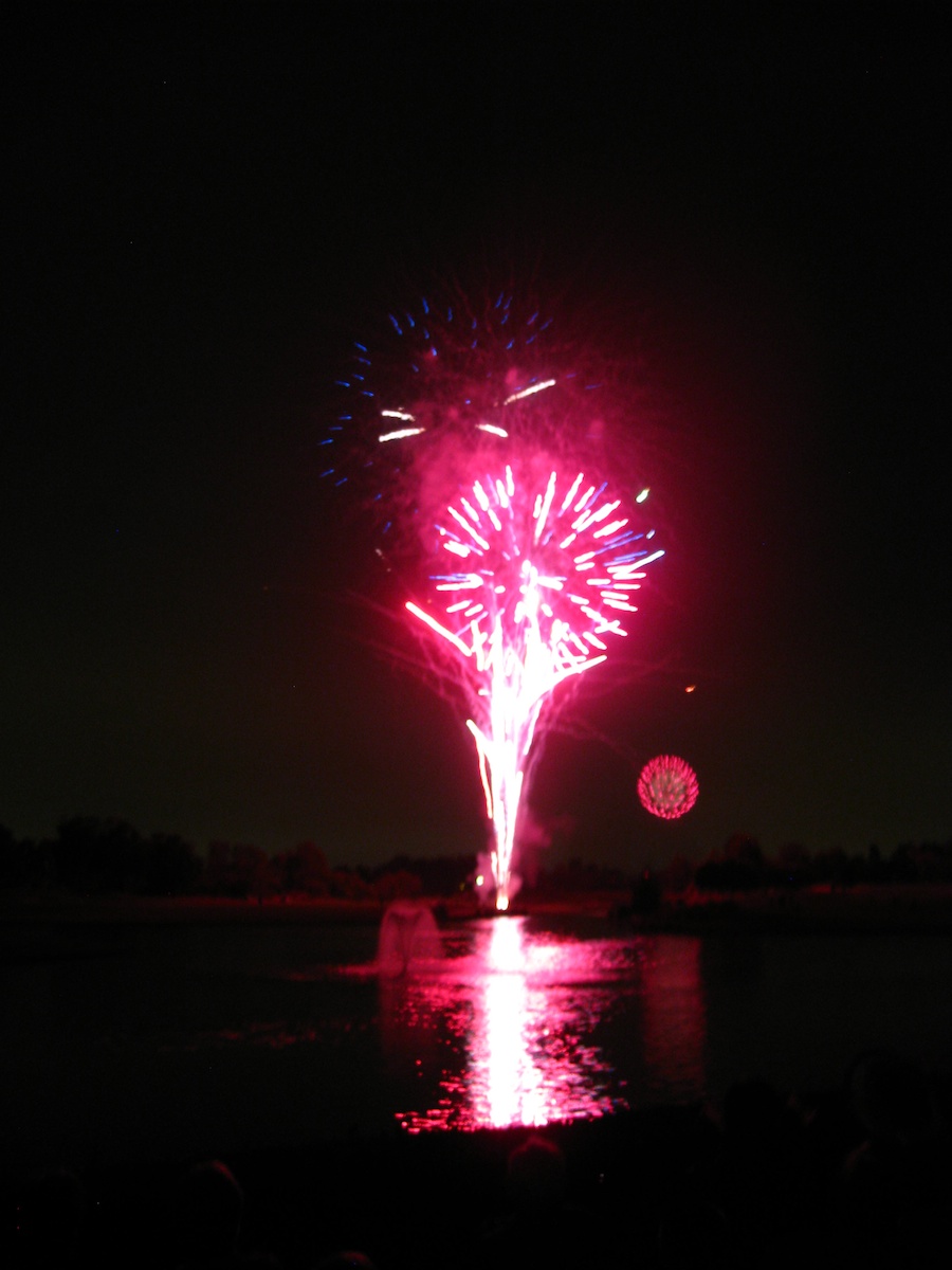 Fourth Of July 2012 At Old Ranch Page Six