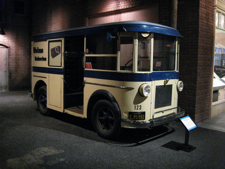 Petersen's Car Museum July 2008