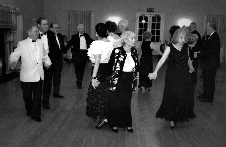 Rondeliers Black & White BAll January 2014