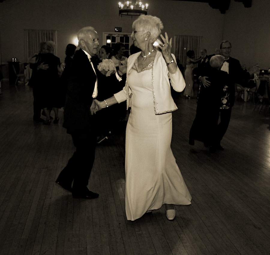 Rondeliers Black & White BAll January 2014