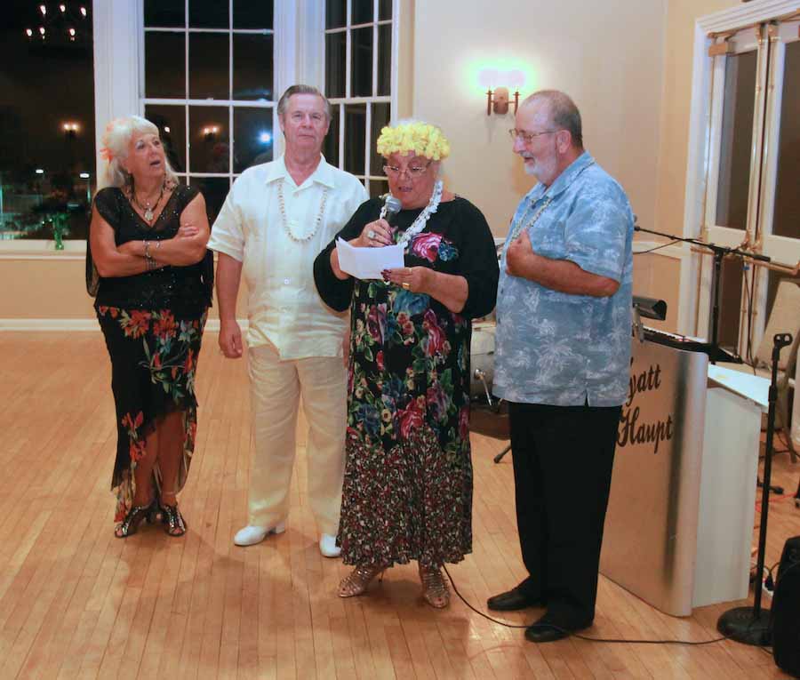 Dancing in Hawaii with the Rondeliers July 2014
