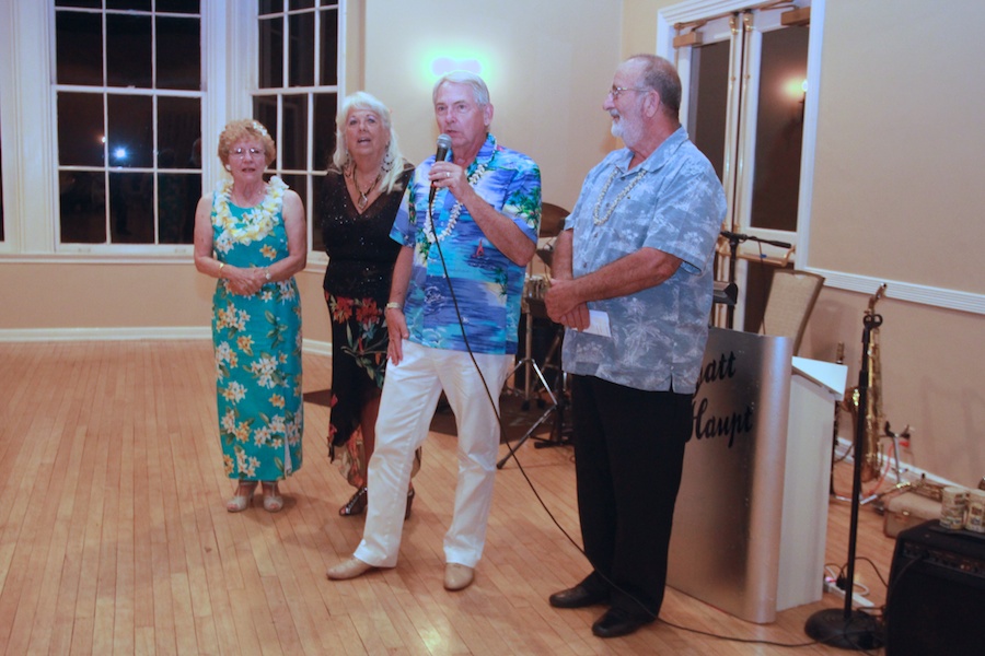 Dancing in Hawaii with the Rondeliers July 2014