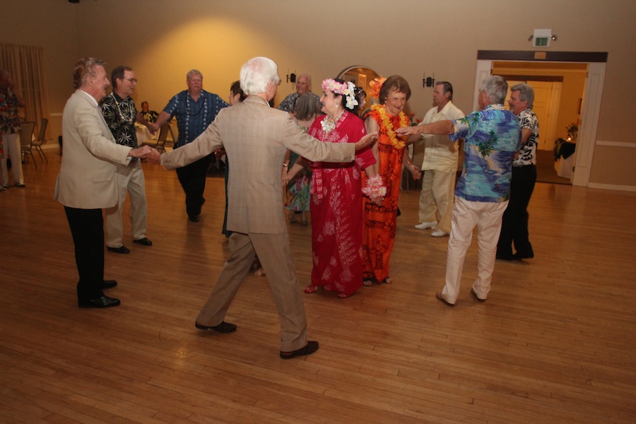 Dancing in Hawaii with the Rondeliers July 2014