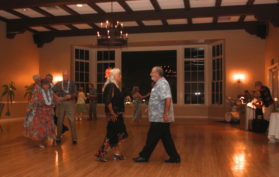 Dancing in Hawaii with the Rondeliers July 2014