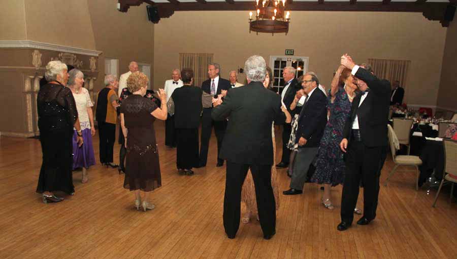 Rondeliers September 2014 Dance themed Autumn Serenade