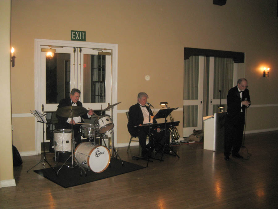 Time to dance with the Rondeliers Dance Club 5/8/2015