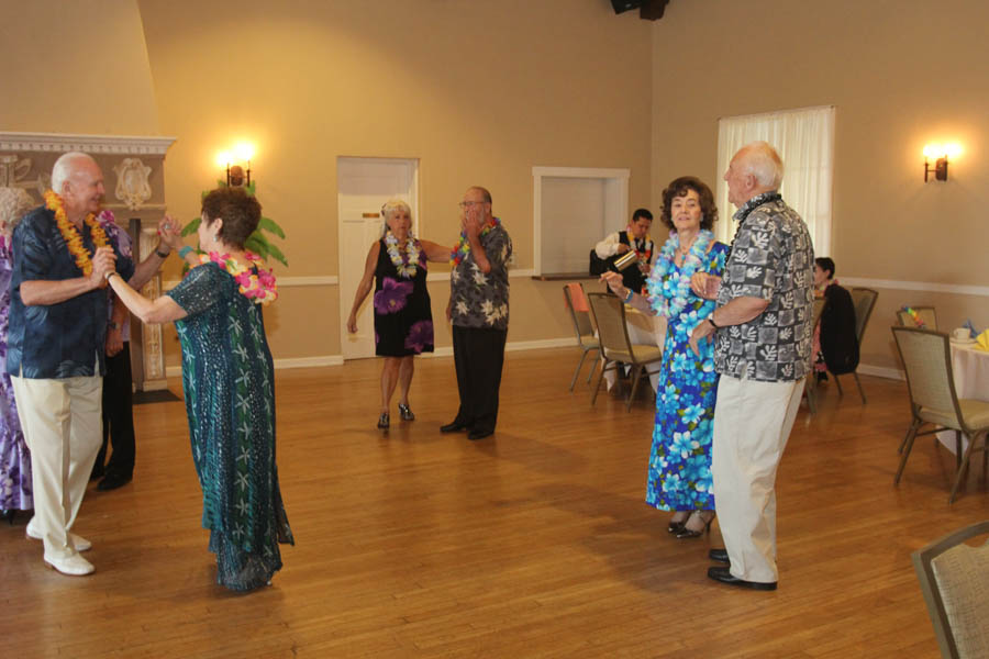 Dancing in the tropics with the Rondeliers 7/10/2015