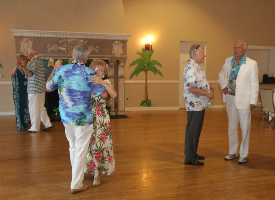 Dancing in the tropics with the Rondeliers 7/10/2015