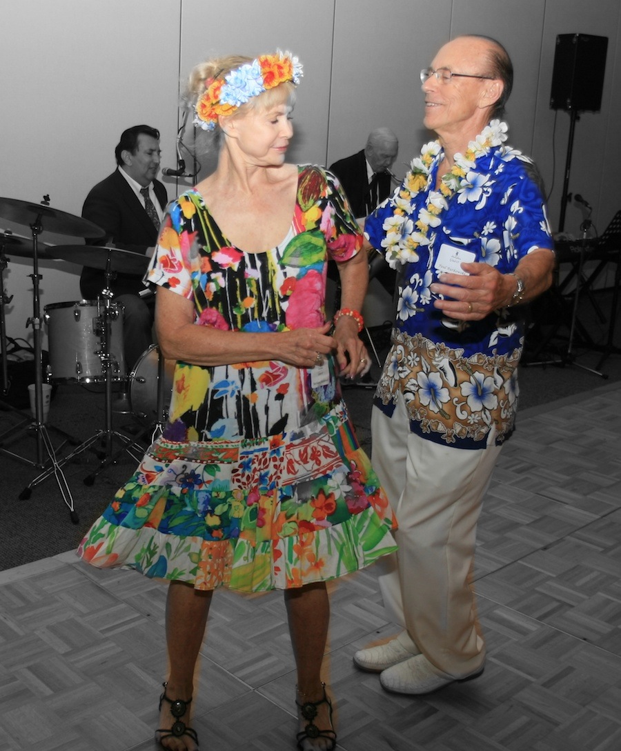 The dancing ocntinued well into the night at the Staerlighter's Summer Casual 2012