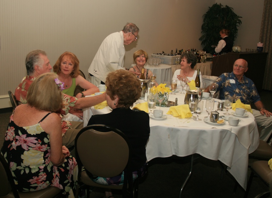 The dancing ocntinued well into the night at the Staerlighter's Summer Casual 2012