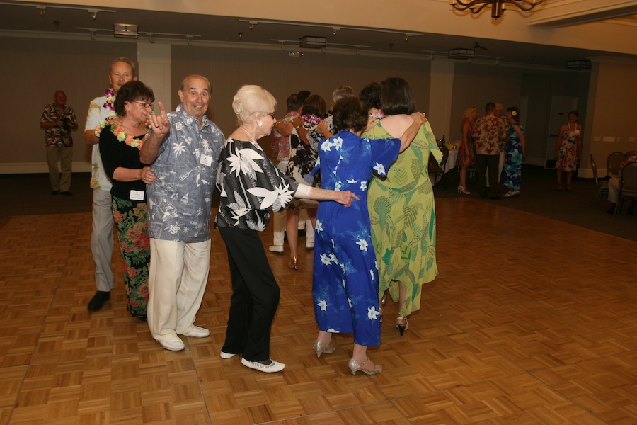 The Hans-Cam captures the Starlighters Hawaiian visit 7/20/2013