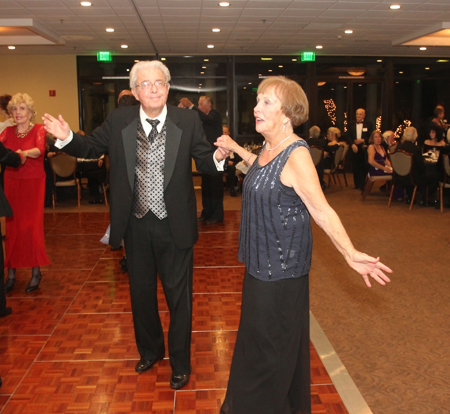 Starlighters November 16th Yorba Linda dinner dance