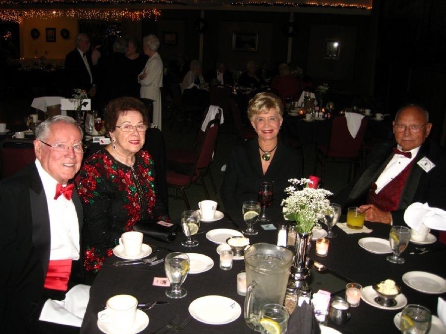 Mistletoe Ball 2009